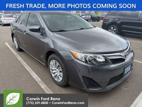 Used 2012 Toyota Camry LE image 1
