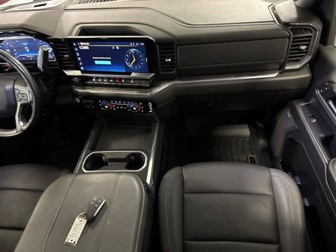 Used 2025 Chevrolet Silverado 2500 LTZ w/ Z71 Chrome Sport Edition AWD/4WD image 21