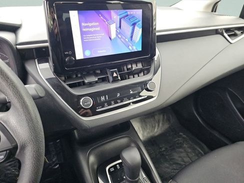 Used 2024 Toyota Corolla LE FWD image 30
