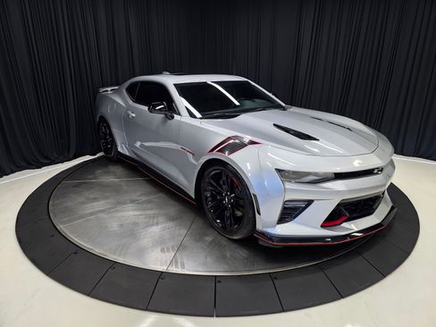 Used 2018 Chevrolet Camaro SS w/ Redline Edition RWD image 7