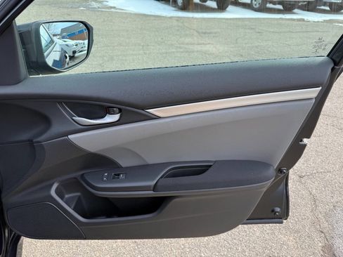 Used 2019 Honda Civic LX image 31