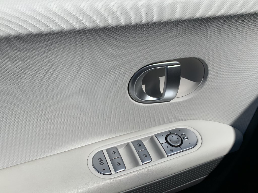 Certified 2024 Hyundai Ioniq 5 SEL RWD image 12