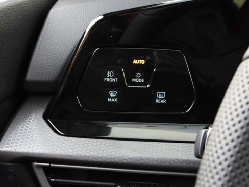 Used 2024 Volkswagen GTI S image 83