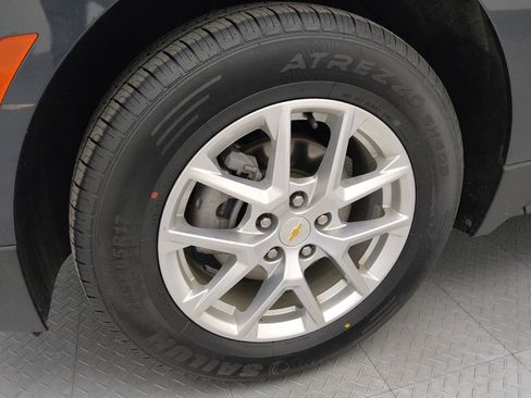 Used 2022 Chevrolet Equinox LS AWD/4WD image 31