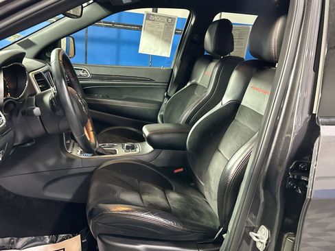 Used 2017 Jeep Grand Cherokee Trailhawk image 13