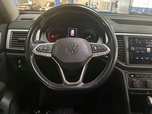 Used 2021 Volkswagen Atlas SE image 17