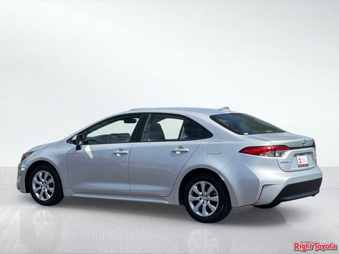 Certified 2024 Toyota Corolla LE FWD image 5