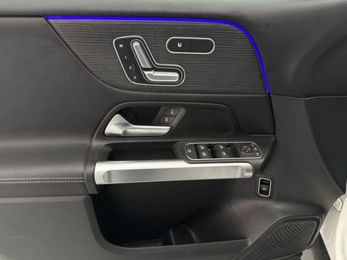 Certified 2023 Mercedes-Benz GLB 250 image 11