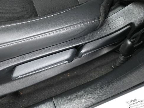 Used 2024 Honda Civic Sport image 11