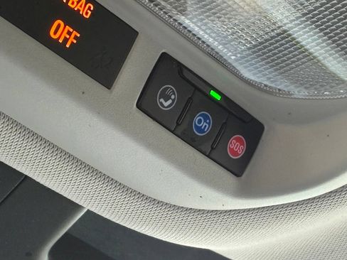 Used 2024 Chevrolet Trax LT FWD image 23