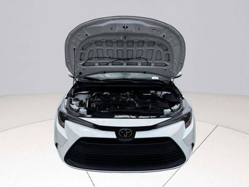 Used 2023 Toyota Corolla LE FWD image 65