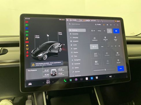 Used 2018 Tesla Model 3 Long Range image 21