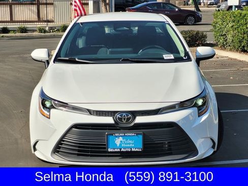 Used 2024 Toyota Corolla LE image 3