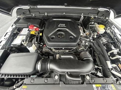 Used 2021 Jeep Wrangler Unlimited Sport image 29