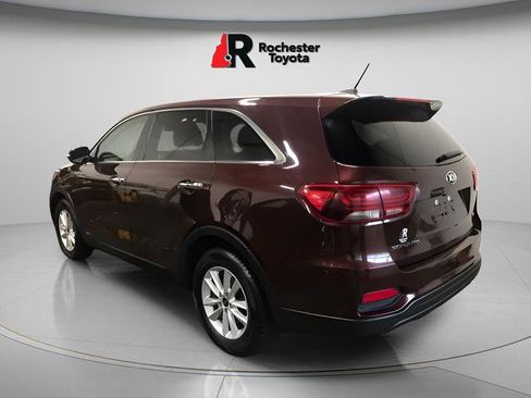 Used 2020 Kia Sorento LX AWD/4WD image 4