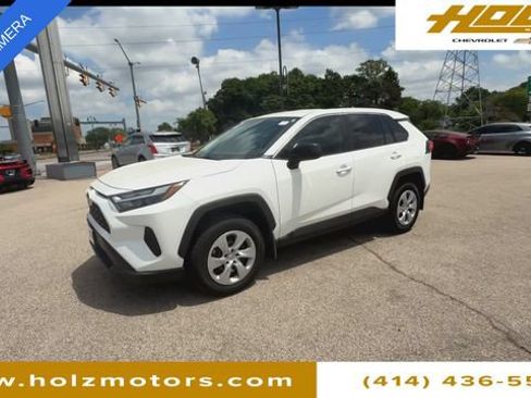 Used 2025 Toyota RAV4 LE FWD image 4
