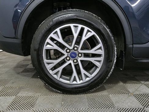 Used 2022 Ford Escape SEL image 16