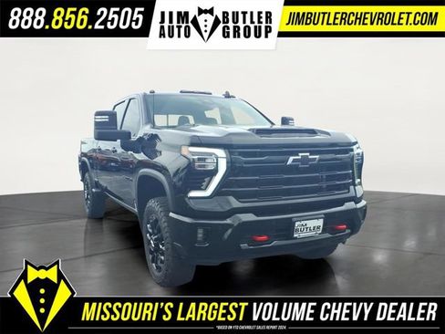Used 2025 Chevrolet Silverado 2500 LTZ w/ LTZ Plus Package AWD/4WD image 25