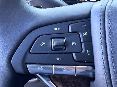 Used 2023 Cadillac Escalade ESV Sport Platinum w/ LPO, ONYX Package image 25