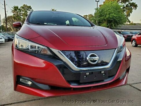 Used 2019 Nissan Leaf SV w/ SV Technology Package image 6
