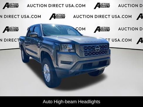 Used 2022 Nissan Frontier SV image 3