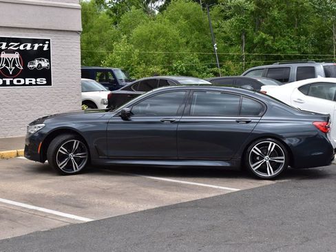 Used 2016 BMW 750i xDrive AWD/4WD image 3