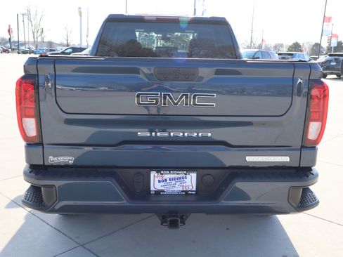 Used 2022 GMC Sierra 1500 Elevation w/ LPO, Elevation Black Package image 6