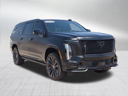 Certified 2025 Cadillac Escalade ESV V AWD/4WD image 7