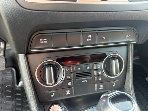 Used 2018 Audi Q3 2.0T Premium Plus AWD/4WD image 28
