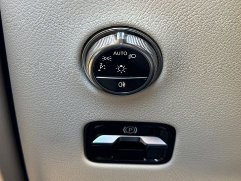 New 2026 Mercedes-Benz GLC 300 image 28