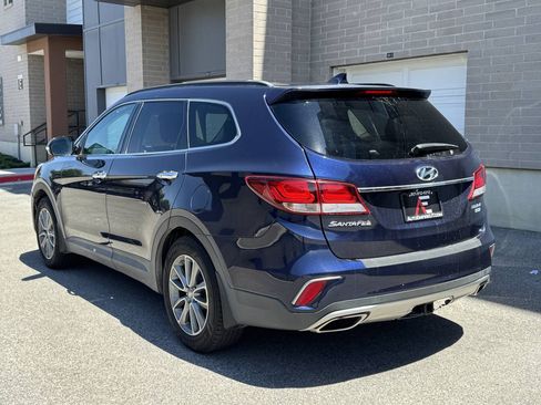 Used 2017 Hyundai Santa Fe Limited w/ Cargo Package AWD/4WD image 3