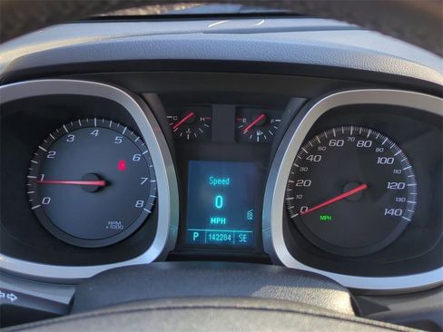 Used 2010 Chevrolet Equinox LTZ image 17