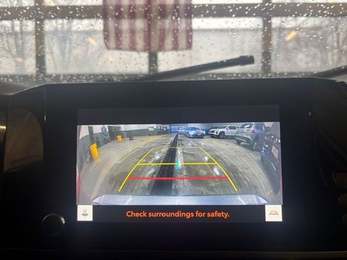 Used 2025 Toyota Camry LE image 17