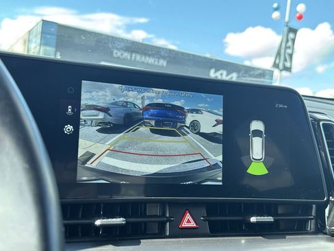 New 2025 Kia Sportage EX FWD image 23