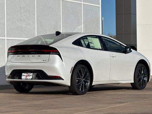 New 2026 Toyota Prius Limited image 4