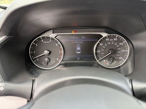 Used 2024 Nissan Altima 2.5 SV FWD image 16