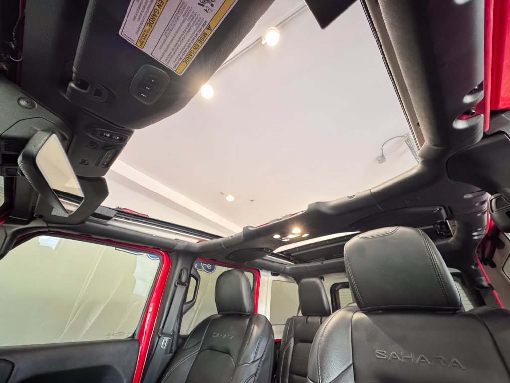 Used 2020 Jeep Wrangler Unlimited Sahara AWD/4WD image 27