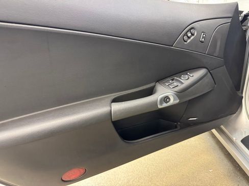 Used 2005 Chevrolet Corvette Coupe w/ Preferred Equipment Group image 8