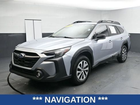 Used 2024 Subaru Outback Premium image 5