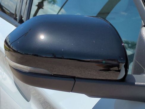 New 2026 Ford Explorer Platinum image 12