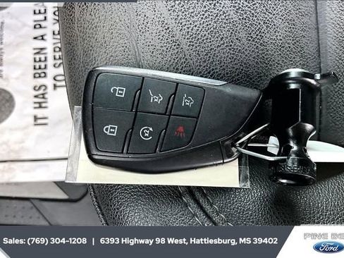 Used 2023 Chevrolet Tahoe LT w/ Luxury Package image 9