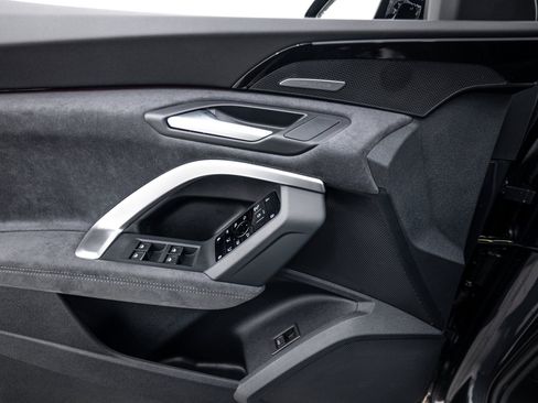 New 2025 Audi SQ5 Premium Plus image 13