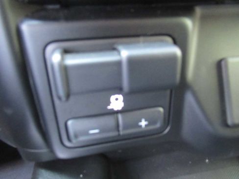 Used 2021 Chevrolet Silverado 1500 LTZ w/ LTZ Premium Package image 44