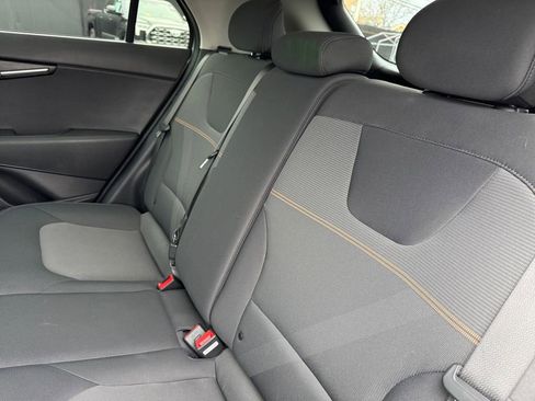 Used 2024 Kia Niro LX image 27