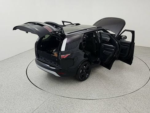 New 2026 Land Rover Discovery Limited Edition AWD/4WD image 43