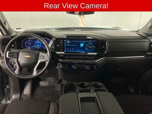 Used 2025 Chevrolet Silverado 1500 LT image 8