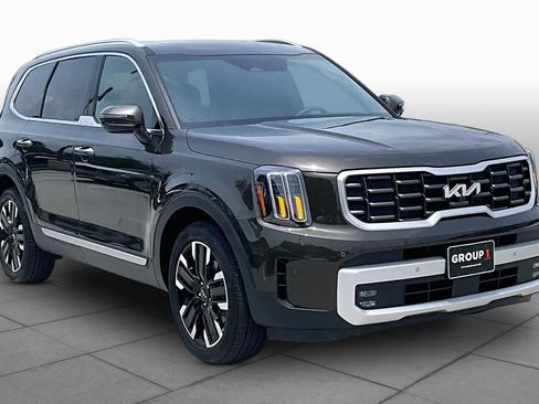 Used 2024 Kia Telluride SX FWD image 3