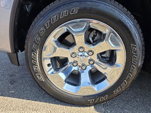 Used 2026 RAM 1500 Big Horn AWD/4WD image 3