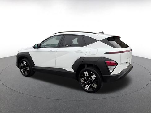 Used 2025 Hyundai Kona SEL image 10