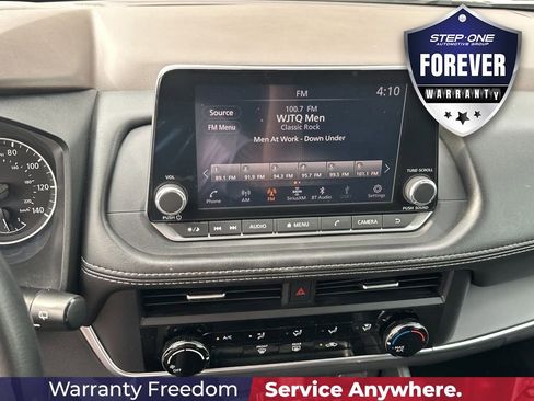 Used 2023 Nissan Rogue S FWD image 23